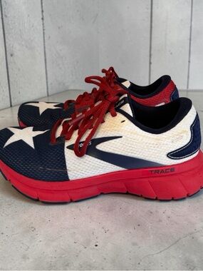 Brooks Trace 2 "Texas" Special Edition Running Shoes - Women's Size 6